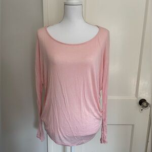 Pink long-sleeve top from Francesca‘s